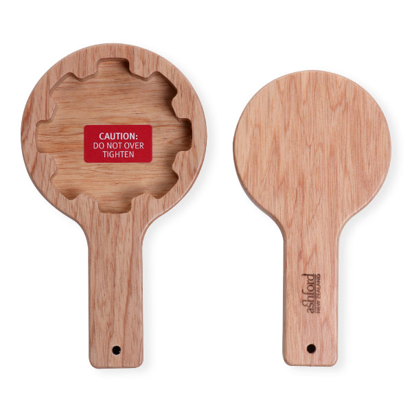 HELPFUL HANDLE FOR FRAME FABRIC