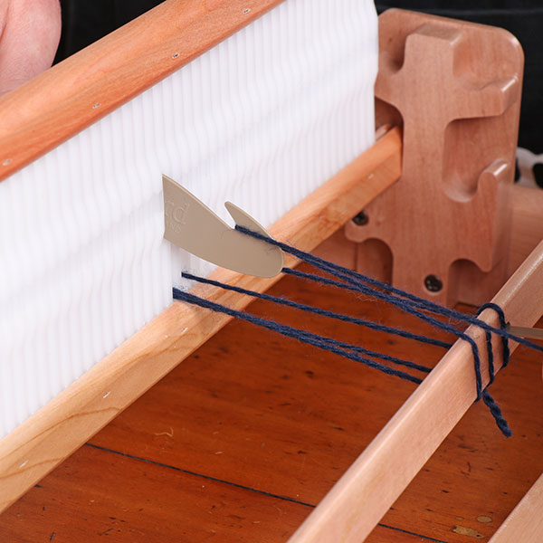 COMBINED DRAWING NEEDLE AND RING NEEDLE