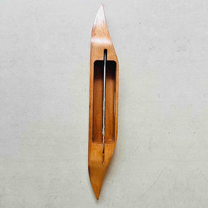 WEAVING SHOOTER OF DRIFT WOOD